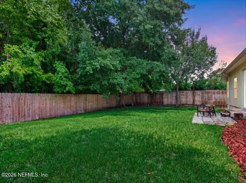 Exterior - 7883 Chase Meadows Dr E, Jacksonville, FL 32256 photo 5 of 9