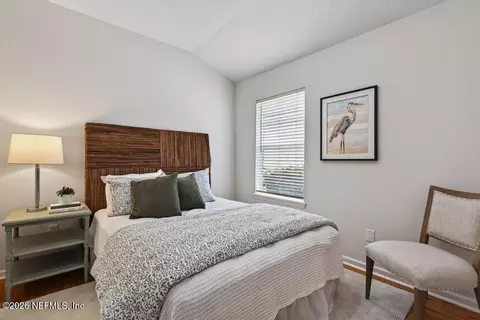 Bedroom - 7883 Chase Meadows Dr E, Jacksonville, FL 32256 photo 5 of 10