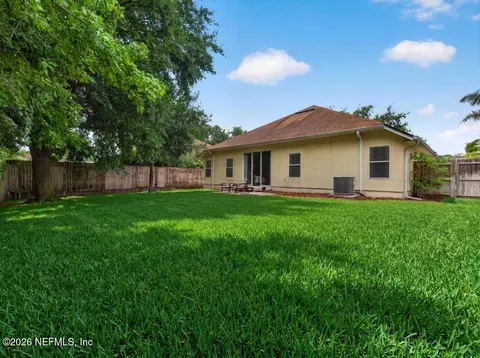 Exterior - 7883 Chase Meadows Dr E, Jacksonville, FL 32256 photo 8 of 9