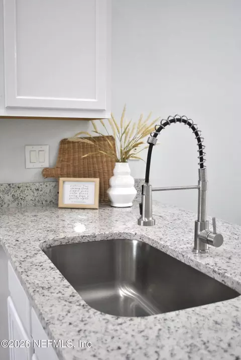 Kitchen - 237 Syrah Way, Saint Augustine, FL 32084 photo 2 of 2