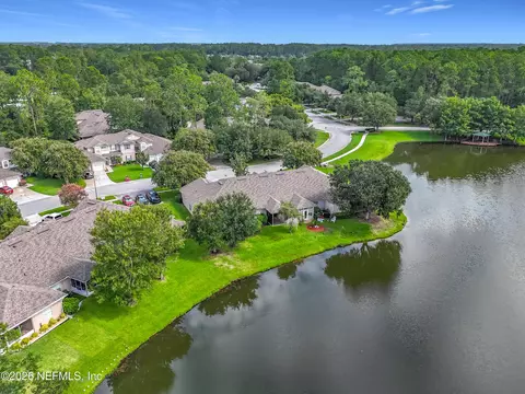 View/Area - 2367 Old Pine Trl, Fleming Island, FL 32003 photo 4 of 6