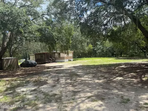 116 Smokey Ave, Interlachen, FL 32148 photo 2