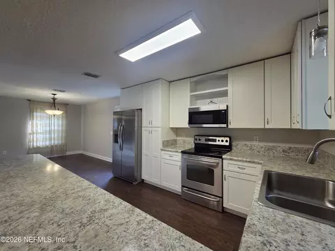 Kitchen - 971 Florida St, Fleming Island, FL 32003 photo 2 of 2