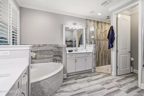 Bath - 72 Atlanta Dr, Saint Augustine, FL 32092 photo 1 of 3
