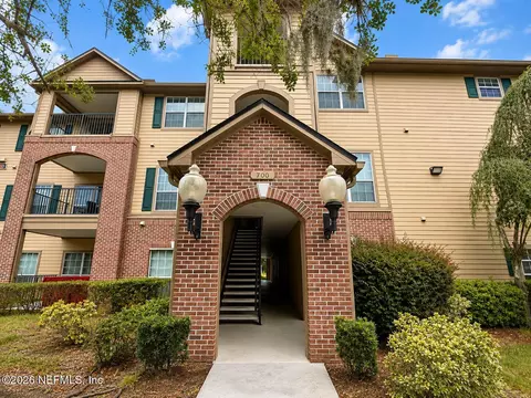 7800 Point Meadows Dr #731, Jacksonville, FL 32256