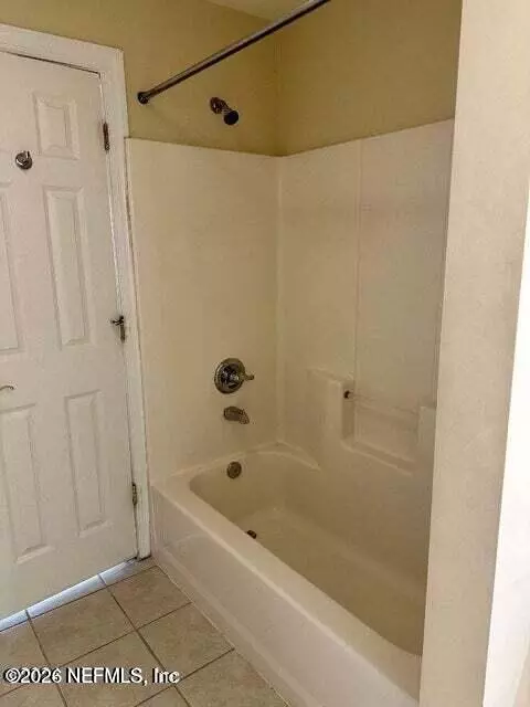 Bath - 310 Ryder Cup Cir #101, Saint Augustine, FL 32092 photo 1 of 4