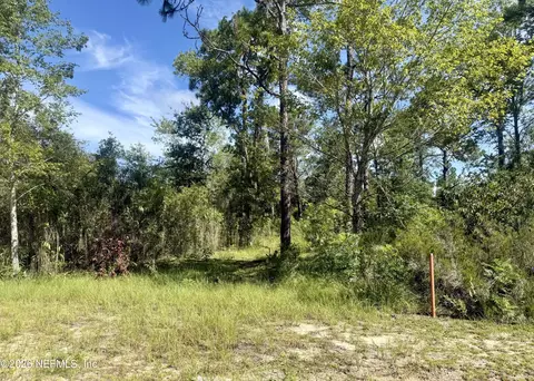 116 Lima St, Interlachen, FL 32148 photo 4