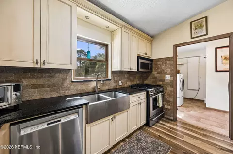 Kitchen - 85456 Miner Rd, Yulee, FL 32097 photo 2 of 5