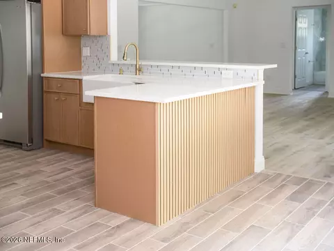 Kitchen - 1877 Aba Dr, Orange Park, FL 32073 photo 6 of 6