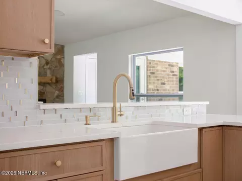 Kitchen - 1877 Aba Dr, Orange Park, FL 32073 photo 5 of 6
