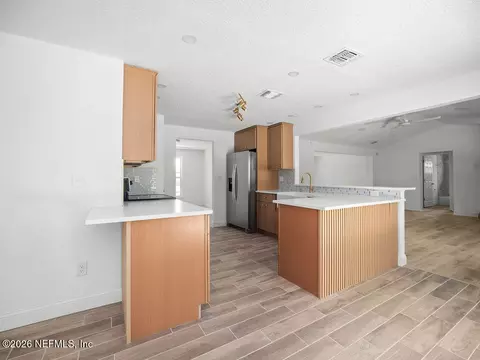 Kitchen - 1877 Aba Dr, Orange Park, FL 32073 photo 3 of 6