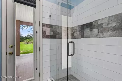 Bath - 55534 Deer Run Rd, Callahan, FL 32011 photo 6 of 14