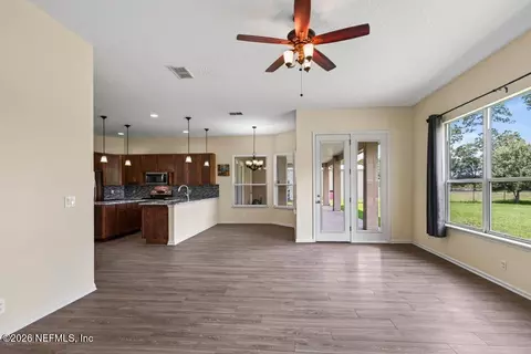 Living - 55534 Deer Run Rd, Callahan, FL 32011 photo 10 of 23