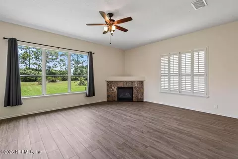 Living - 55534 Deer Run Rd, Callahan, FL 32011 photo 18 of 23