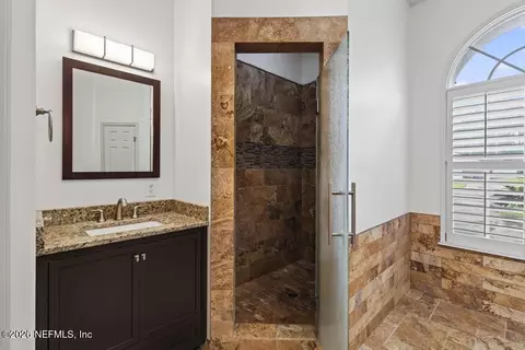 Bath - 55534 Deer Run Rd, Callahan, FL 32011 photo 12 of 14