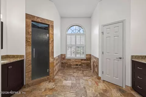 Bath - 55534 Deer Run Rd, Callahan, FL 32011 photo 11 of 14