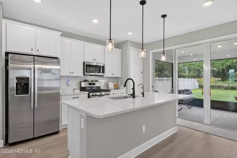 Kitchen - 239 Elm Creek Dr, Saint Augustine, FL 32092 photo 4 of 5