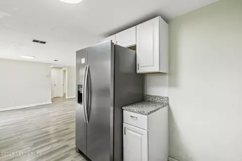 Kitchen - 5246 Devron Dr, Jacksonville, FL 32209 photo 3 of 3