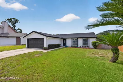 12240 Chippenham Ct, Jacksonville, FL 32225