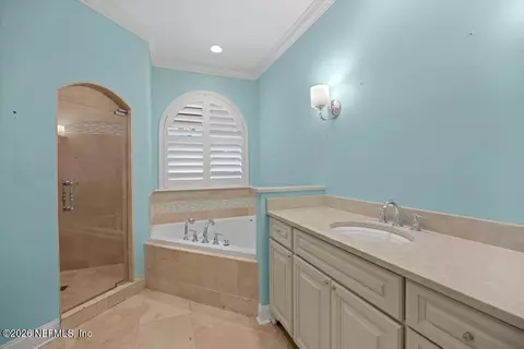 Bath - 164 N River Dr, Saint Augustine, FL 32095 photo 4 of 8