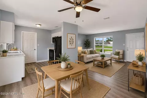 105 E Rellim Dr, Palatka, FL 32177