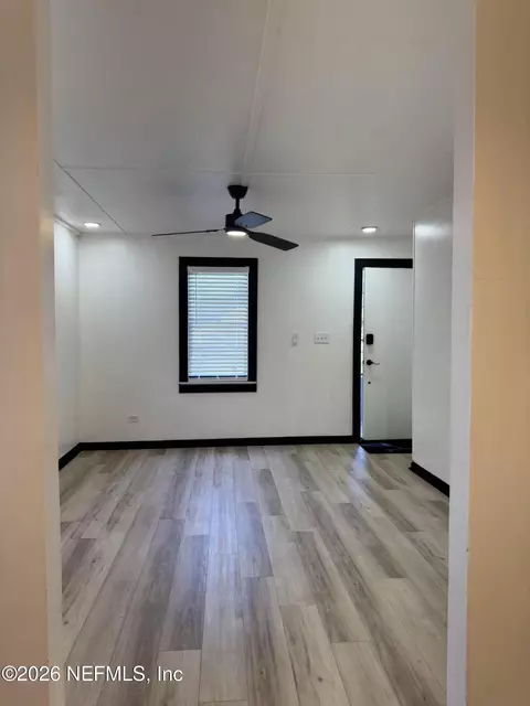 Living - 867 E Aiken St, Saint Augustine, FL 32084 photo 6 of 7