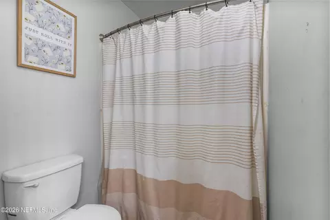 Bath - 248 S 1st St, Macclenny, FL 32063 photo 5 of 8