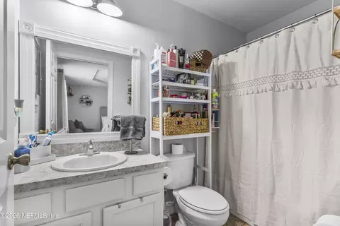 Bath - 248 S 1st St, Macclenny, FL 32063 photo 4 of 8