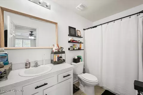 Bath - 699 Coastline Way, Saint Augustine, FL 32092 photo 3 of 3