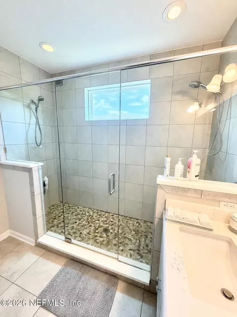 Bath - 206 Lombard Way, Saint Augustine, FL 32092 photo 4 of 6