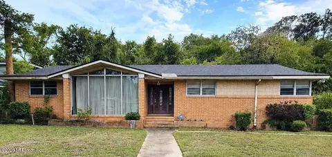 6046 Kinnon Dr, Jacksonville, FL 32209
