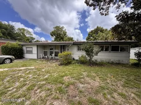 1923 Banbury Rd, Jacksonville, FL 32211