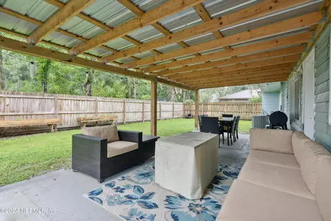 Exterior - 45180 Booth St, Callahan, FL 32011 photo 3 of 9