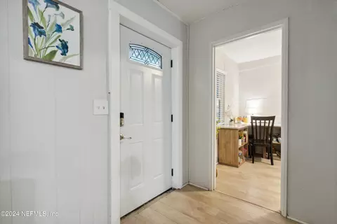 Entry Way - 45180 Booth St, Callahan, FL 32011 photo 2 of 4
