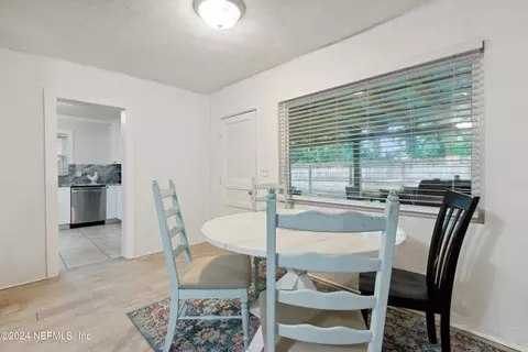 Dining - 45180 Booth St, Callahan, FL 32011 photo 2 of 3