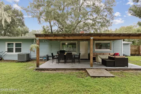 Exterior - 45180 Booth St, Callahan, FL 32011 photo 8 of 9