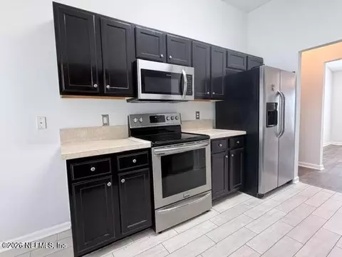 Kitchen - 861653 Worthington Dr, Yulee, FL 32097 photo 5 of 6