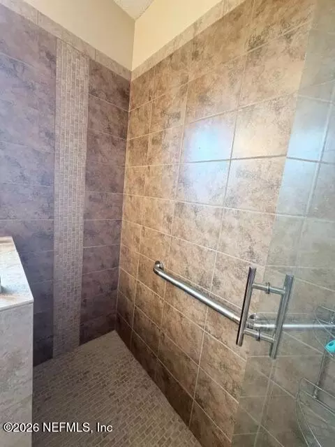 Bath - 861653 Worthington Dr, Yulee, FL 32097 photo 5 of 5