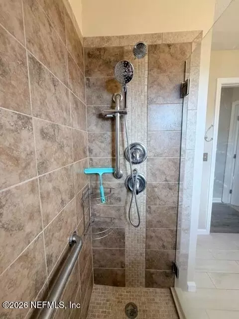 Bath - 861653 Worthington Dr, Yulee, FL 32097 photo 4 of 5