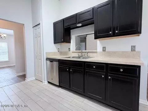 Kitchen - 861653 Worthington Dr, Yulee, FL 32097 photo 4 of 6