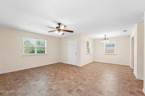 Living - 154 Hurst St, Saint Augustine, FL 32084 photo 4 of 5