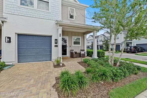 Exterior - 194 Longtail Dr, Saint Augustine, FL 32092 photo 2 of 11