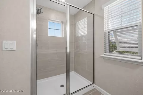 Bath - 194 Longtail Dr, Saint Augustine, FL 32092 photo 2 of 5