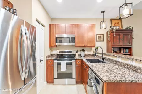 Kitchen - 955 Registry Blvd #302, Saint Augustine, FL 32092 photo 2 of 2