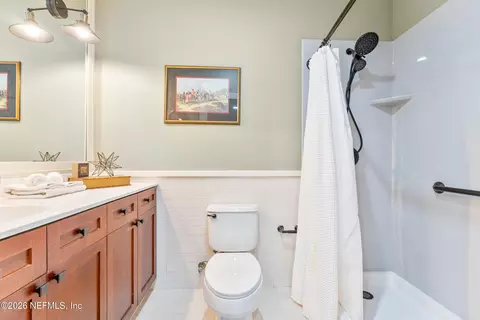 Bath - 955 Registry Blvd #302, Saint Augustine, FL 32092 photo 1 of 1