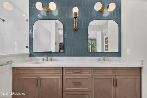 Bath - 463 Canopy Forest Dr, Saint Augustine, FL 32092 photo 1 of 4