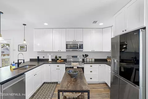 Kitchen - 34 E San Carlos Ave, Saint Augustine, FL 32084 photo 3 of 3