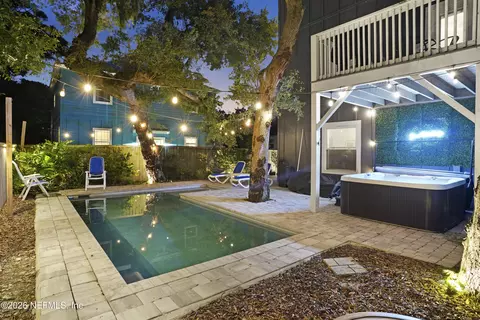 Exterior - 34 E San Carlos Ave, Saint Augustine, FL 32084 photo 2 of 11