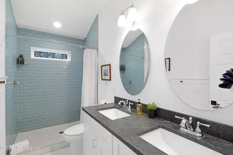 Bath - 34 E San Carlos Ave, Saint Augustine, FL 32084 photo 2 of 5