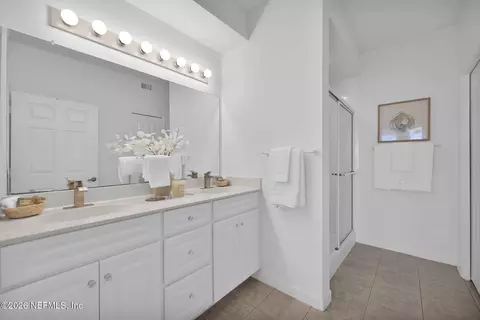 Bath - 5204 Drury Ln, Saint Augustine, FL 32084 photo 1 of 3